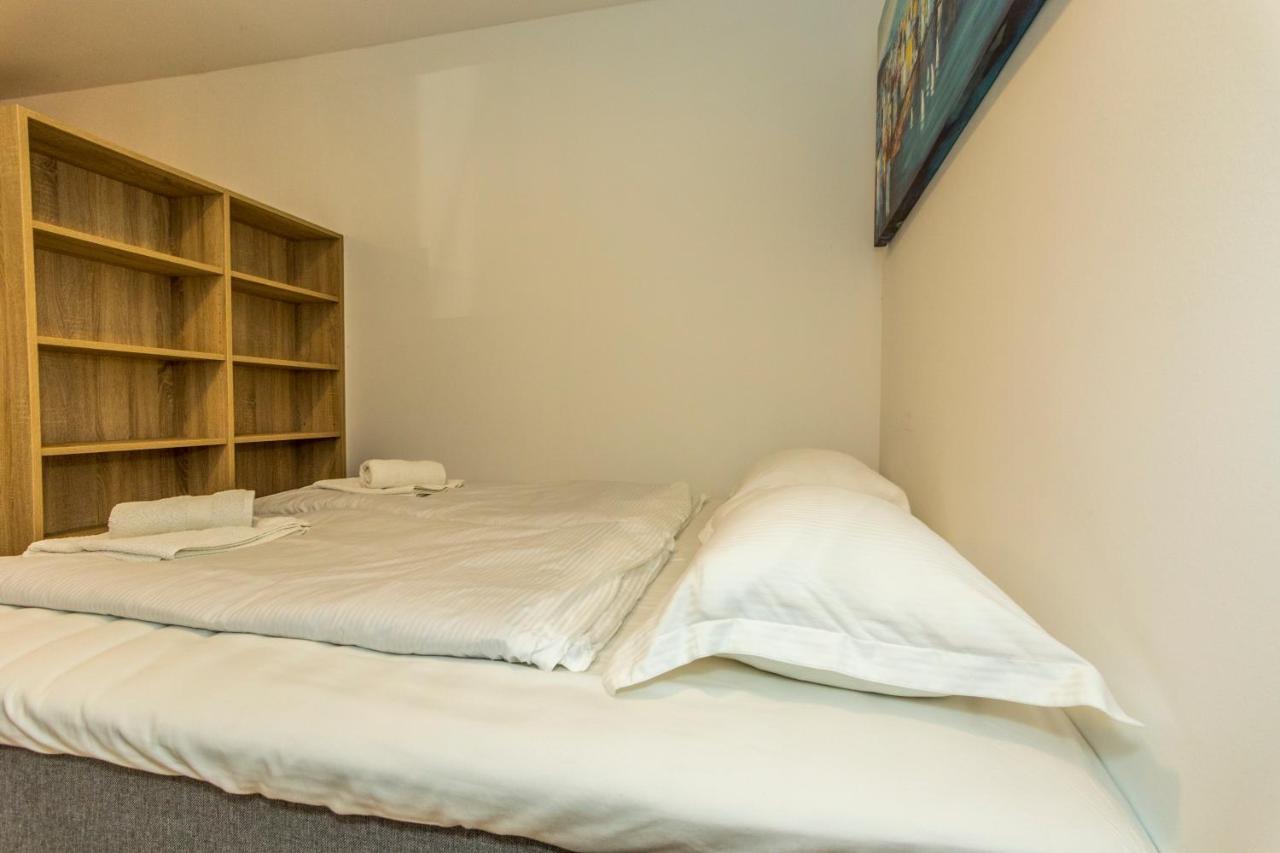 No Stress Apartment Grebastica Exterior photo
