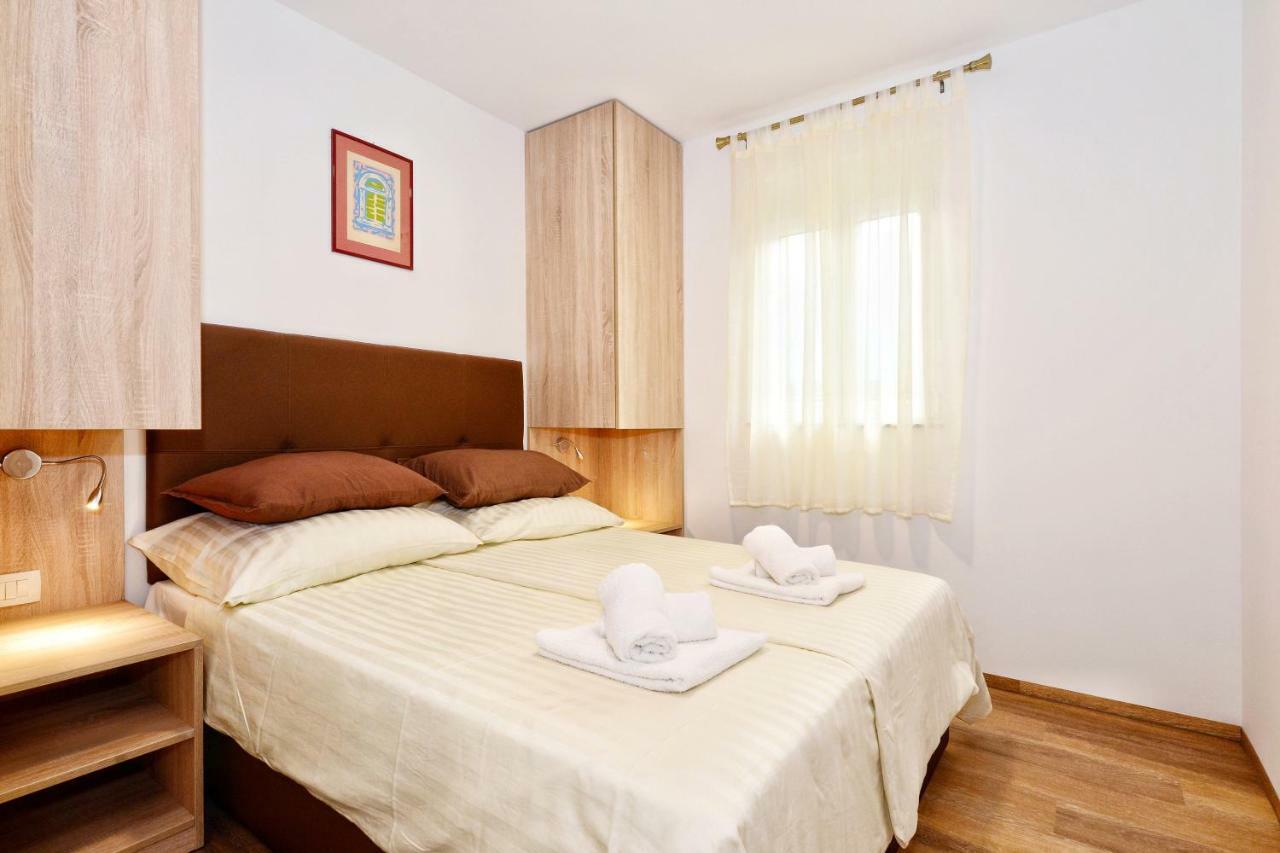 No Stress Apartment Grebastica Exterior photo
